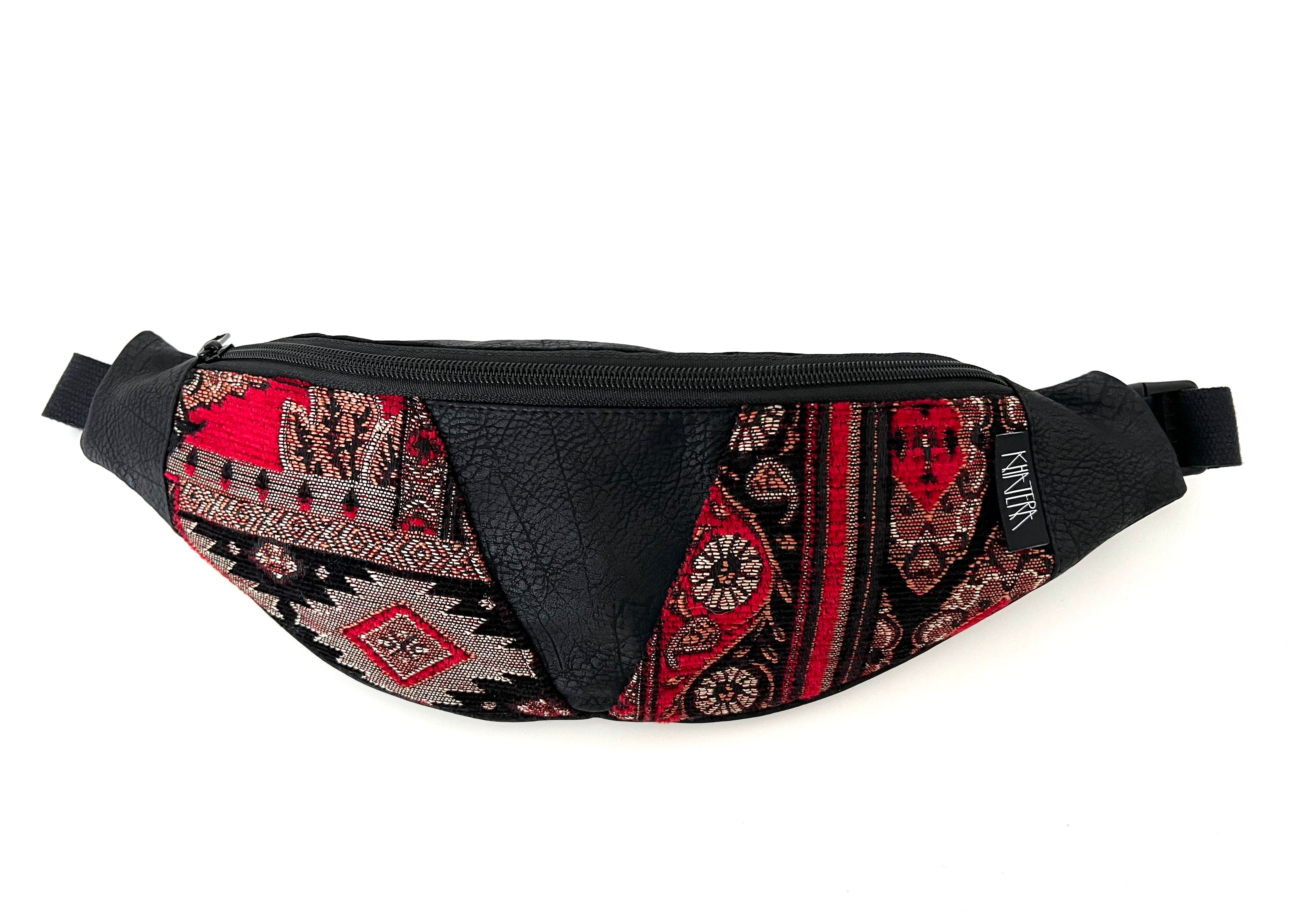 Fanny pack 'Khati' black crocodile / vegan / belt bag / hip bag